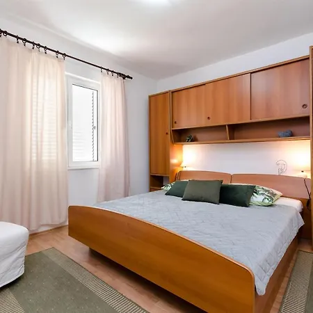 Apartment Marotin *